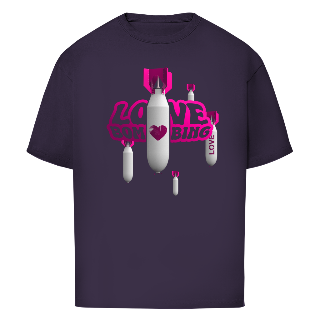 "LOVE BOMBING" - Oversize T-Shirt