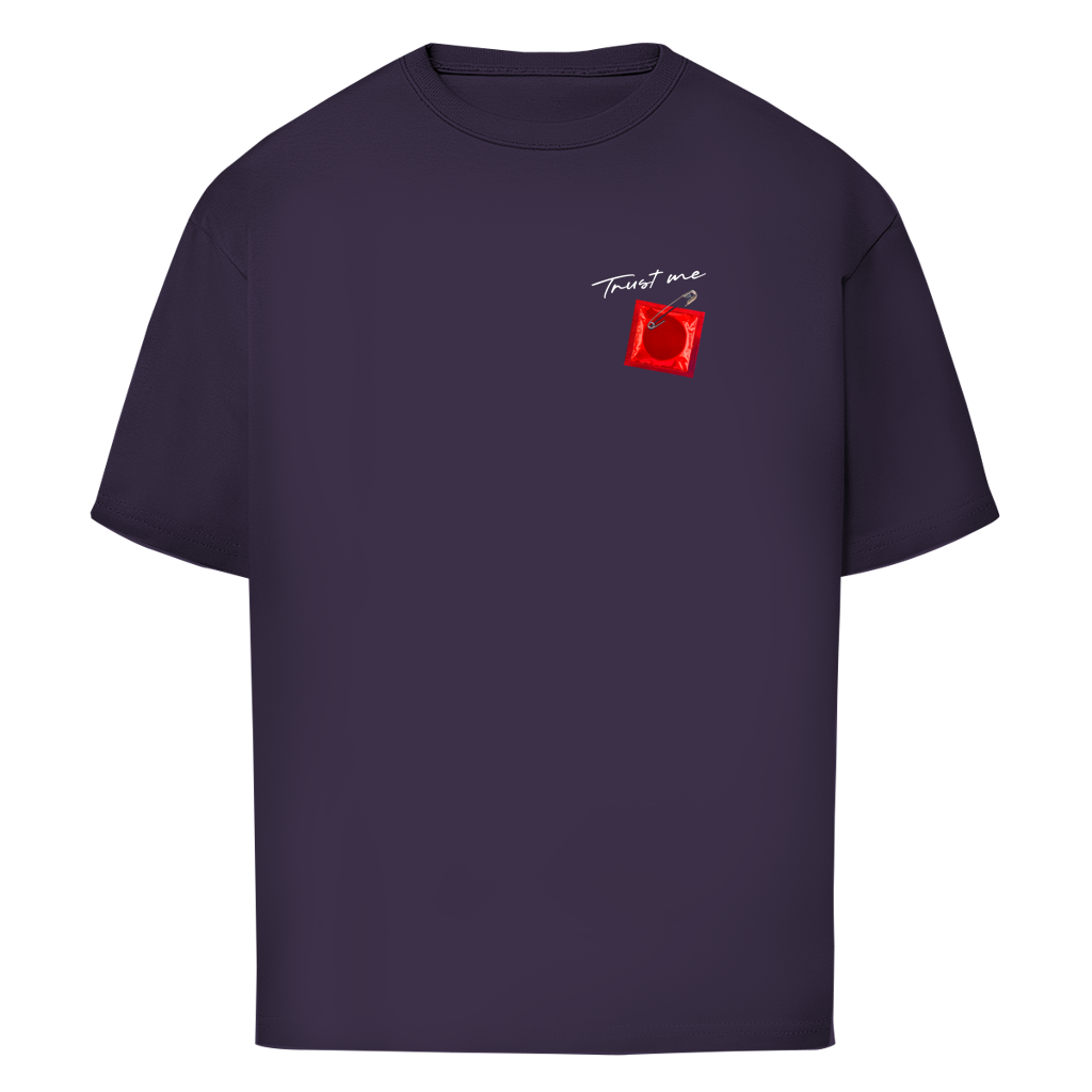 "TRUST ME" - Oversize T-Shirt